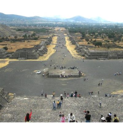 Sự Trỗi dậy của Teotihuacan: Một Trung Tâm Nghi thức và Kinh tế Vô Cùng Lớn Mạnh trong Thời kỳ Tiền Columbus